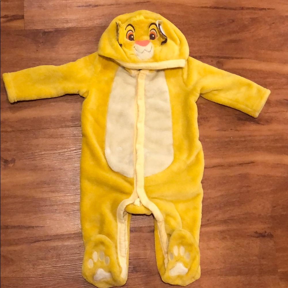 Disney’s The Lion King Baby onesie